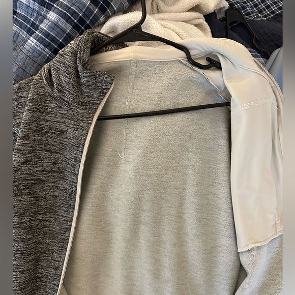 Lululemon Men’s Zip up hoodie - Picture 2 of 4